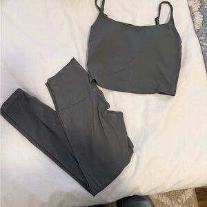 Green Women’s High-Waist Leggings & Cropped Tank Set